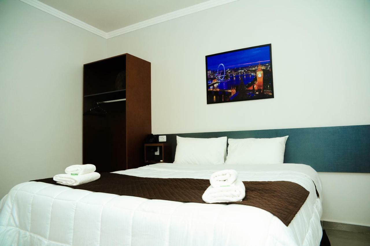 London Executive Hotel Cafelandia  Exterior foto